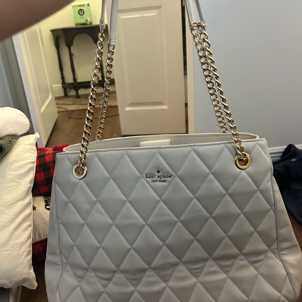 Kate Spade White and Gold Quilted Shoulder Bag